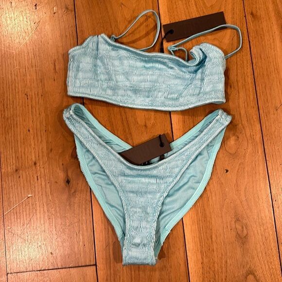 TRIANGL MICA NORMAL JELLY SET NEW WITH TAGS NO BAG - Picture 2 of 4